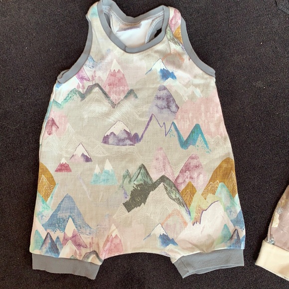 Olive.Me romper 6-12 month - Picture 1 of 3